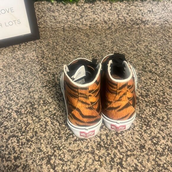 Womens VANS SNEAKERS - Picture 4 of 7